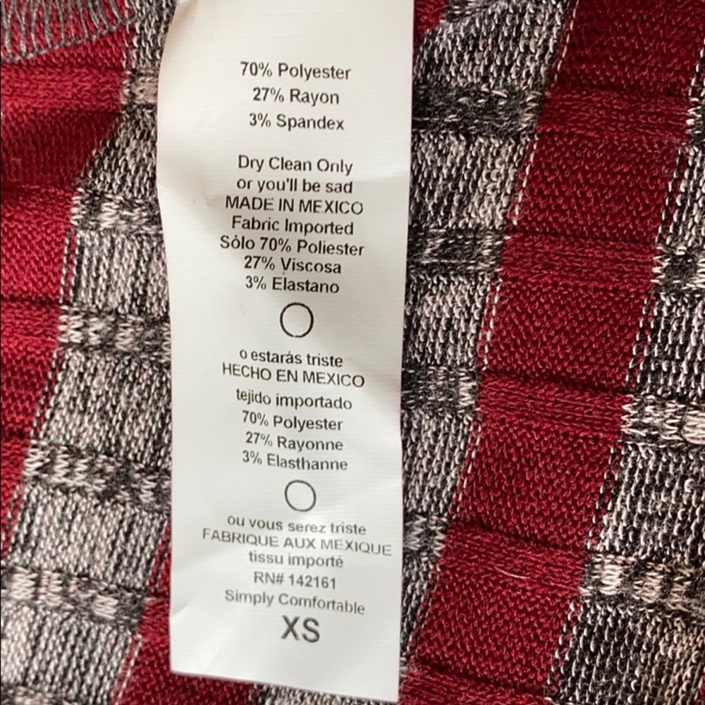 LulaRoe Sarah Duster - Picture 2 of 3